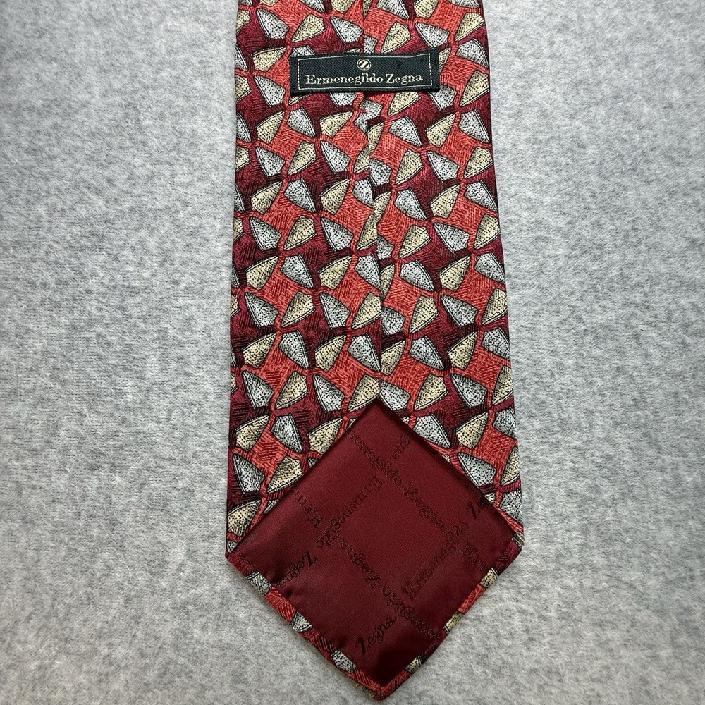 Ermenegildo Zegna Tie Red Geometric Design‎ Made In Italy Silk